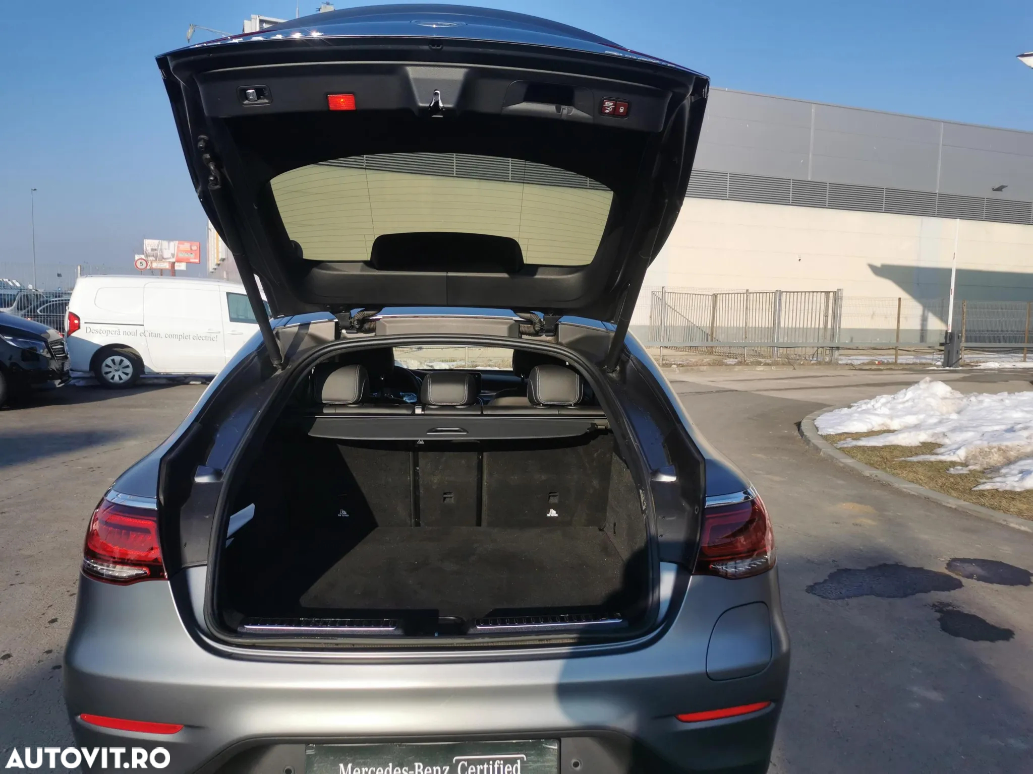 Mercedes-Benz GLC 300 e 4Matic 9G-TRONIC AMG Line - 16