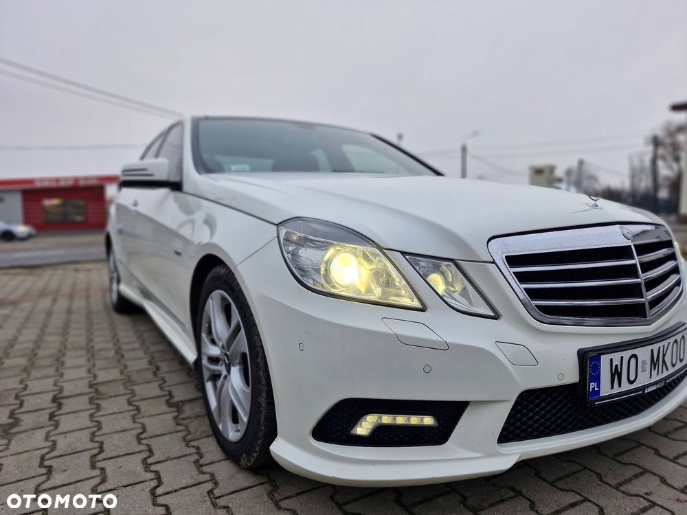 Mercedes-Benz Klasa E 350 CDI BlueEff Avantgarde - 4