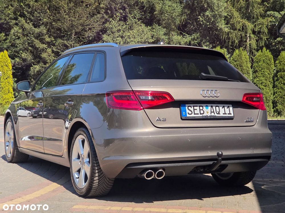 Audi A3 Sportback 2.0 TDI (clean diesel) quattro Ambiente - 13