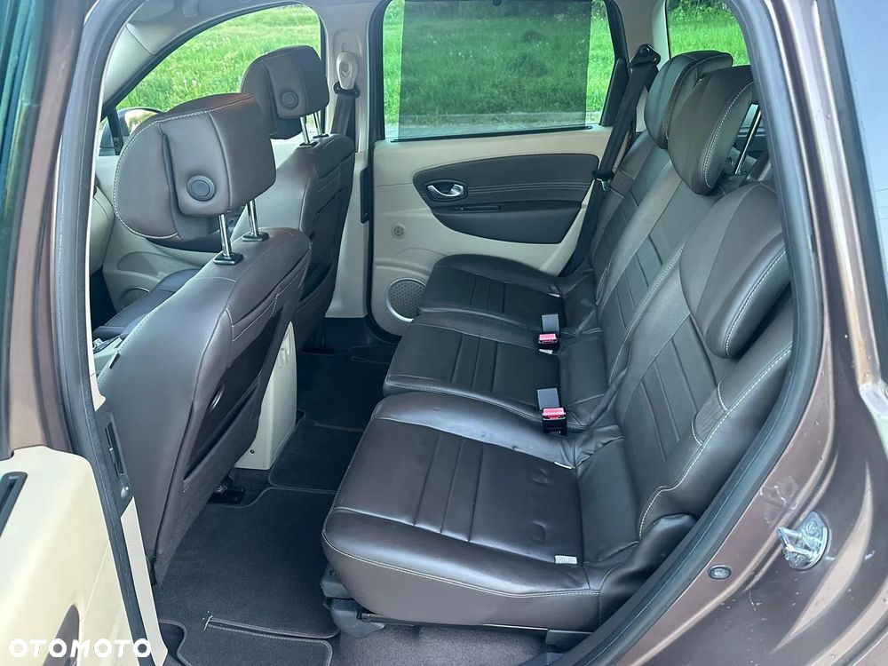 Renault Grand Scenic Gr 2.0 dCi Privilege - 25