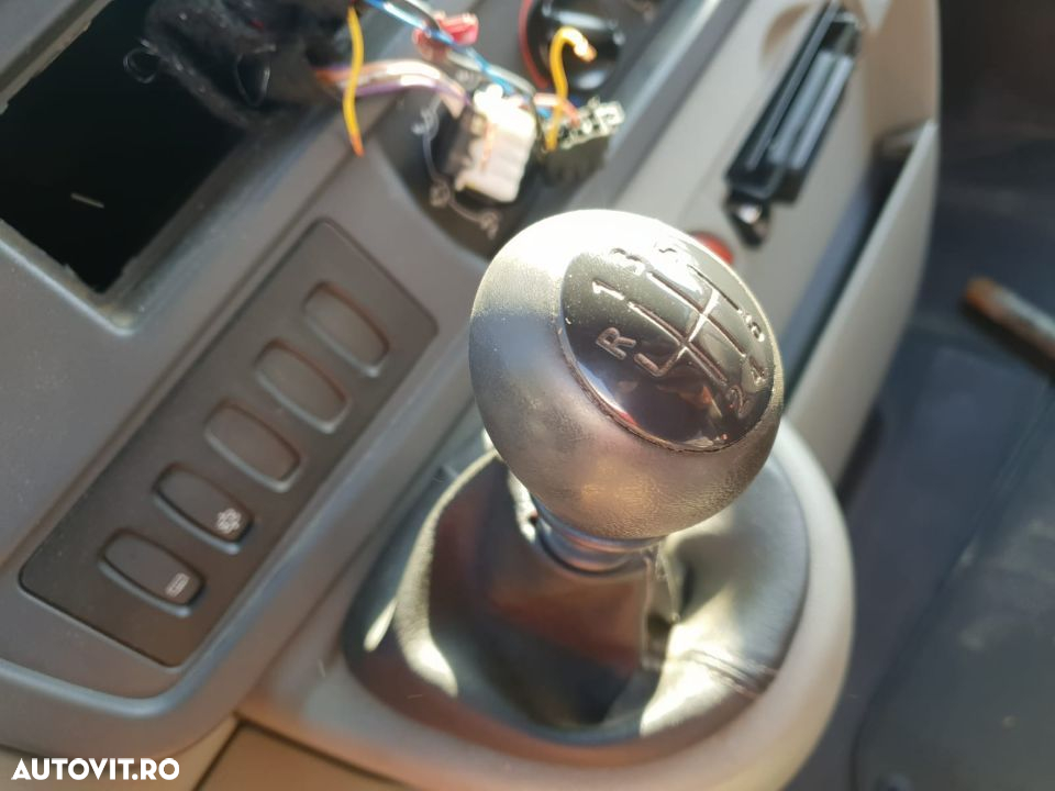 Dezmembrez Nissan Interstar motor 3.0dci 100kw 136cp ZD3a cutie de viteze 6+1 injector caseta de direcție chit schimbare volan usa culisanta dezmembrări piese Opel movano Renault Master - 11