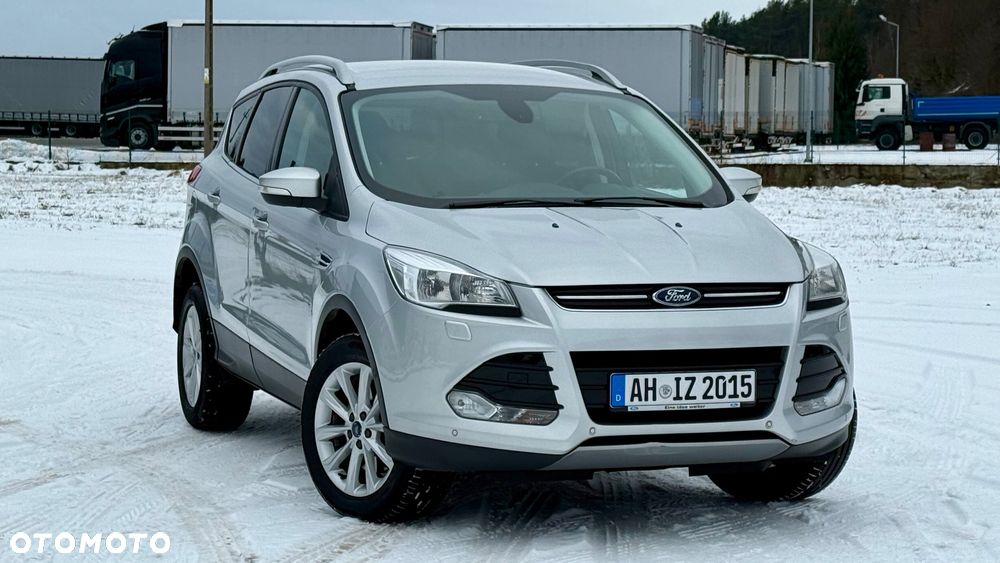 Ford Kuga - 1