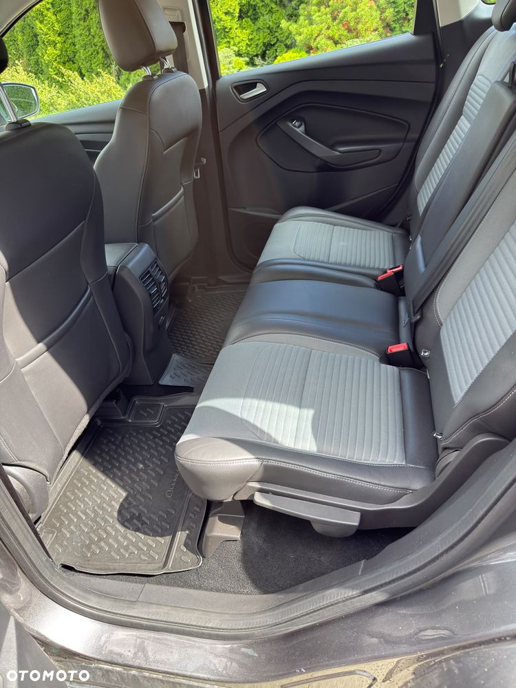 Ford Kuga 1.5 EcoBoost FWD ST-Line ASS - 19