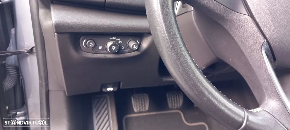 Opel Insignia Sports Tourer 1.5 D Business Edition - 14