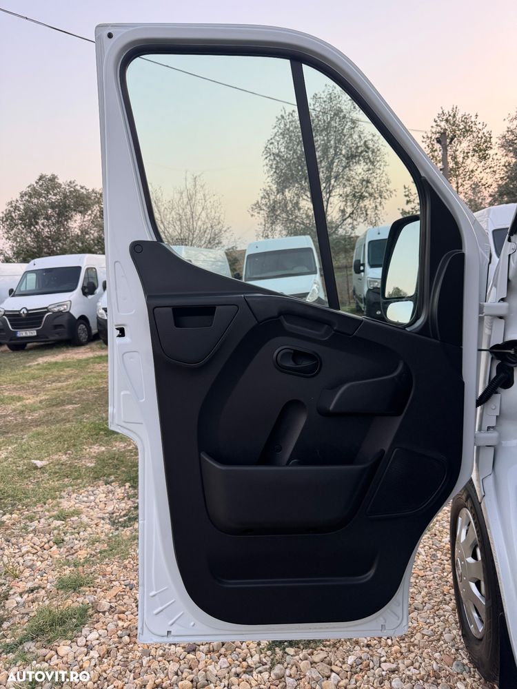 Renault Master XXL 2019 - 17