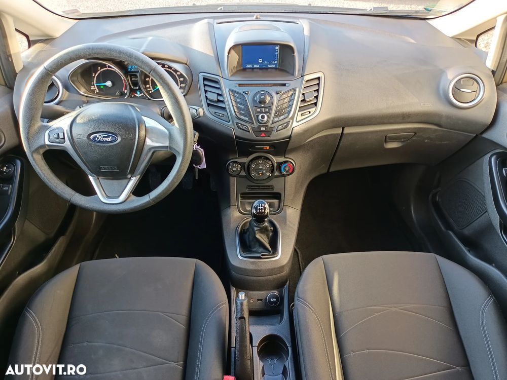 Ford Fiesta - 22