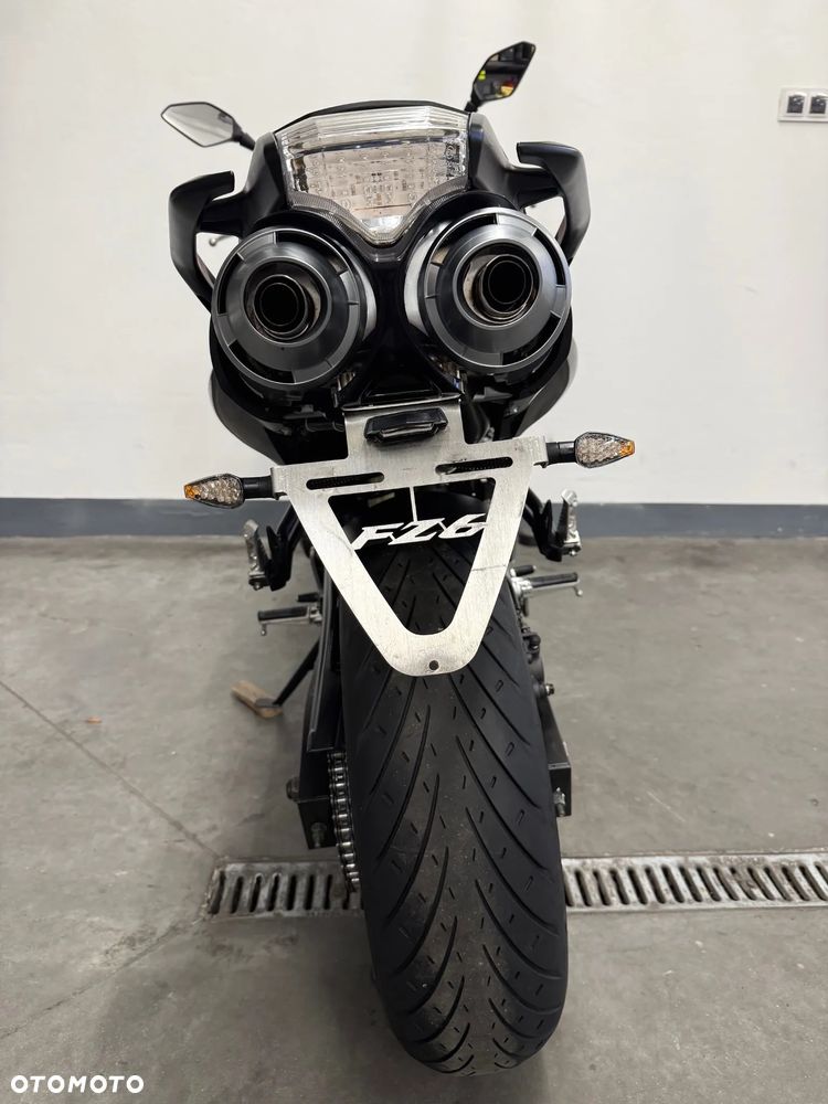 Yamaha FZ6 - 40