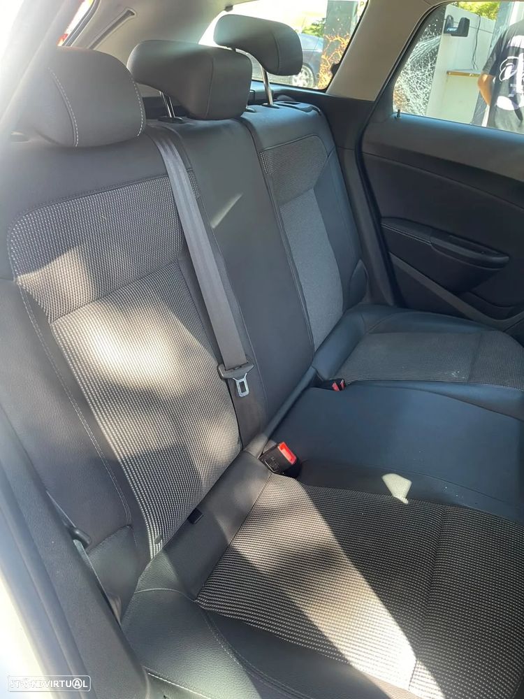 Opel Astra Sports Tourer - 6
