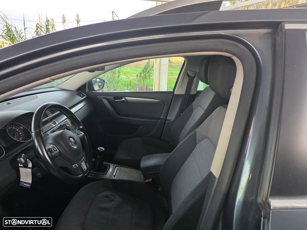 SEAT Leon 1.6 TDI S&S Style - 8