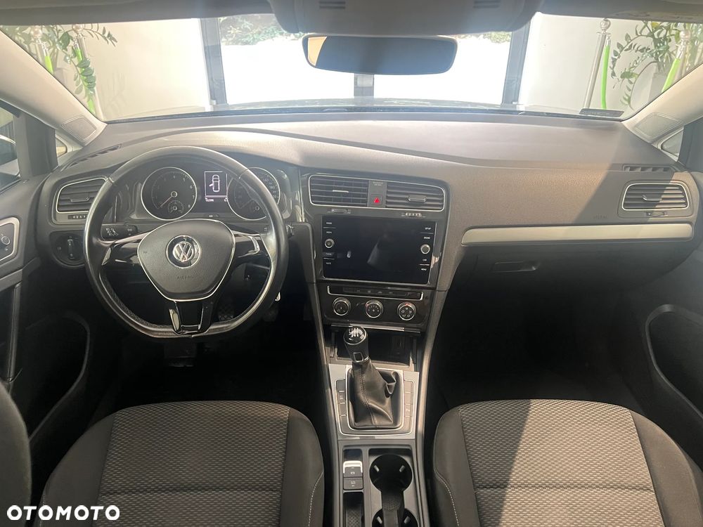Volkswagen Golf 1.0 TSI Trendline - 12