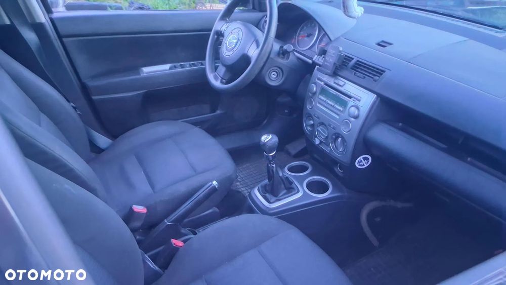 Mazda 2 1.4 Core + - 14
