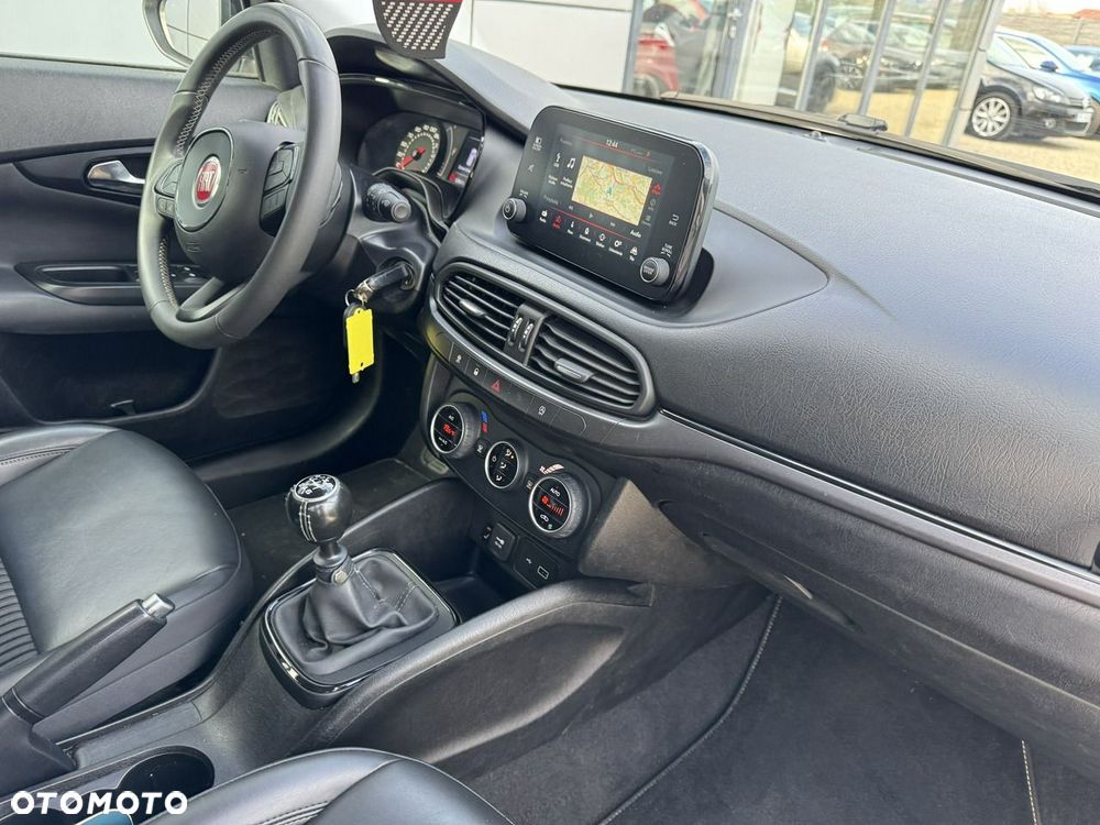 Fiat Tipo - 18