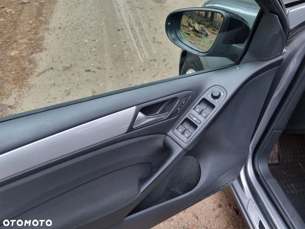 Volkswagen Golf 1.2 TSI MATCH - 13