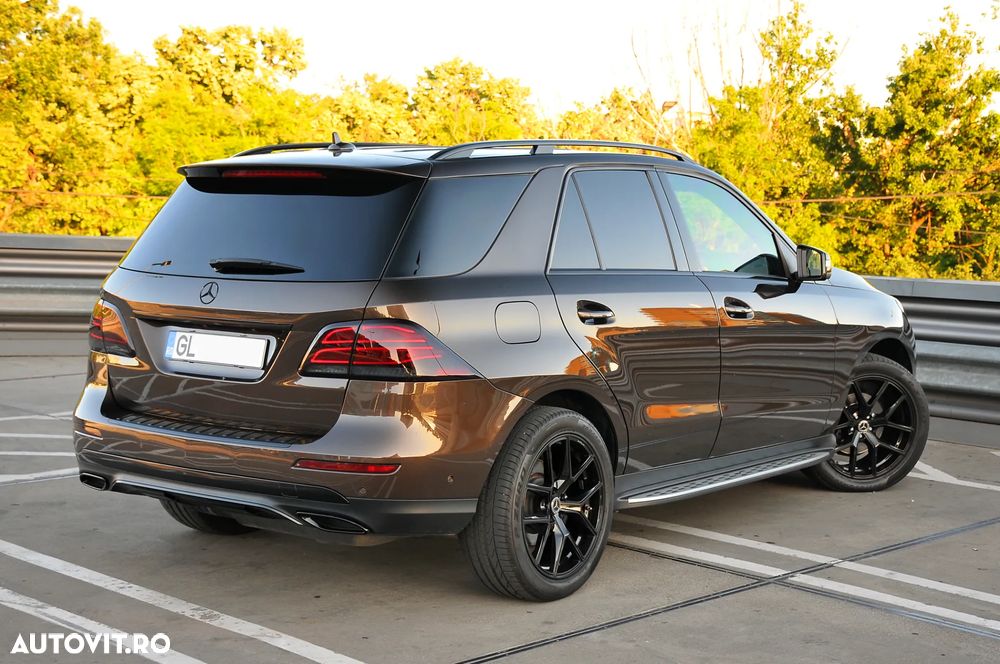 Mercedes-Benz GLE - 10