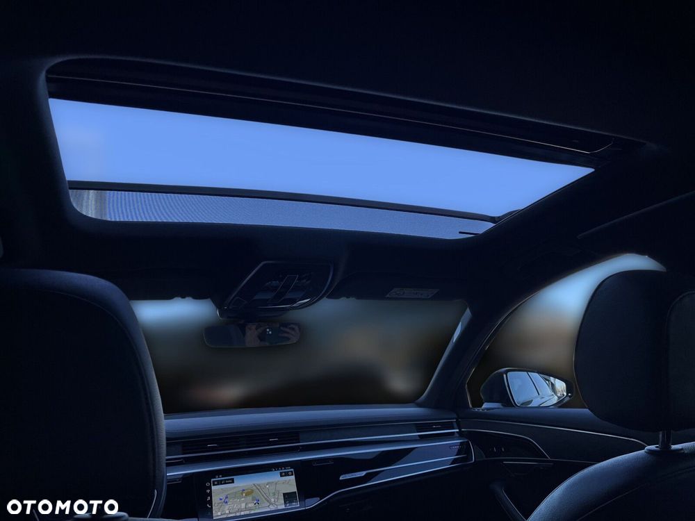 Audi A8 - 27
