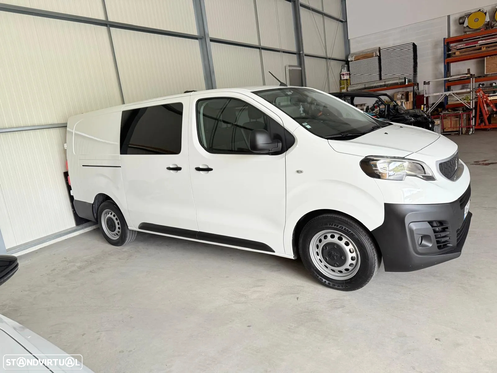 Peugeot Expert - Versao longa semi-vidrada - 9
