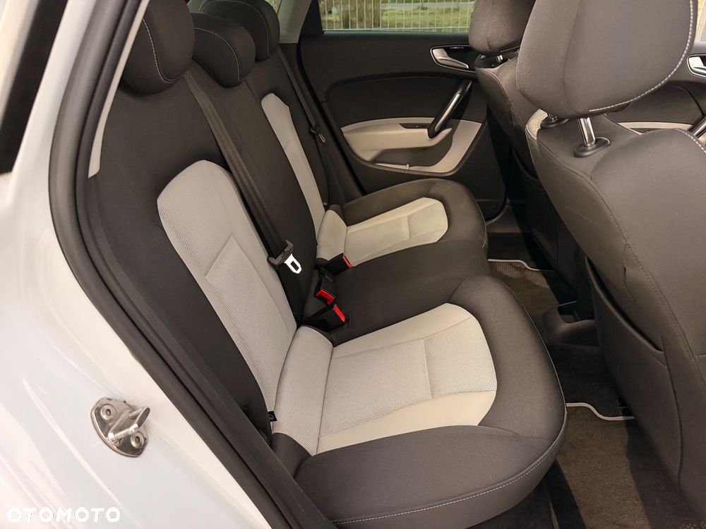 Audi A1 Sportback 2.0 TDI Ambition - 23