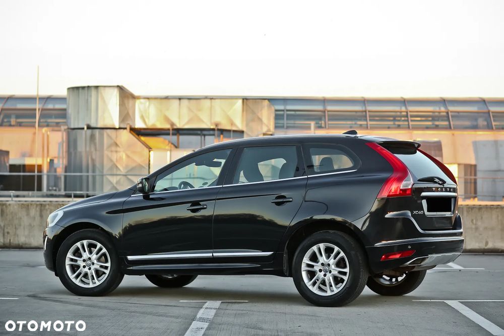 Volvo XC 60 D4 Geartronic Summum - 11