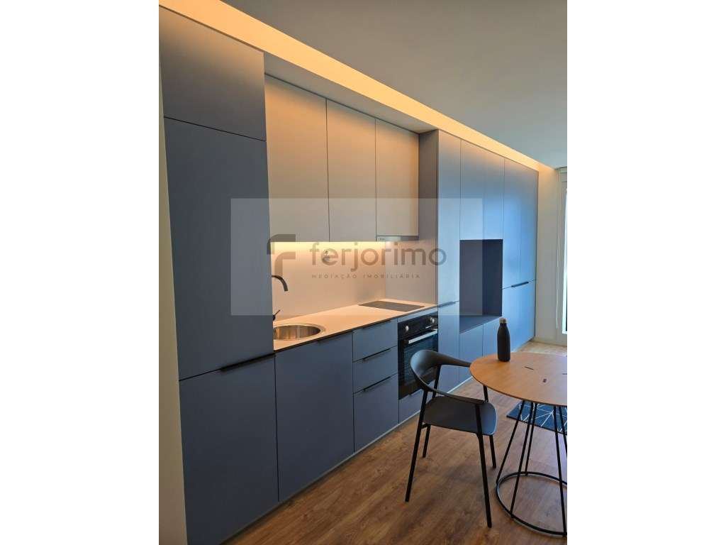 T0 - Apartamento todo mobilado

 ***** OPEN SPACE *****
*****ARR... - Grande imagem: 4/12