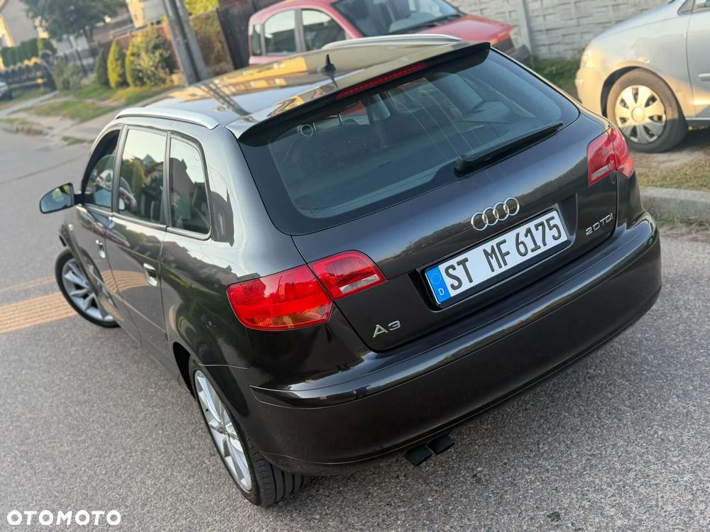 Audi A3 Sportback 2.0 TDI DPF Ambiente - 39
