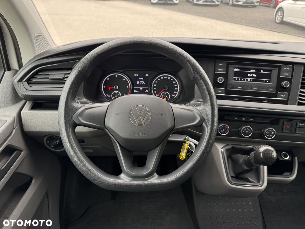Volkswagen Transporter - 18