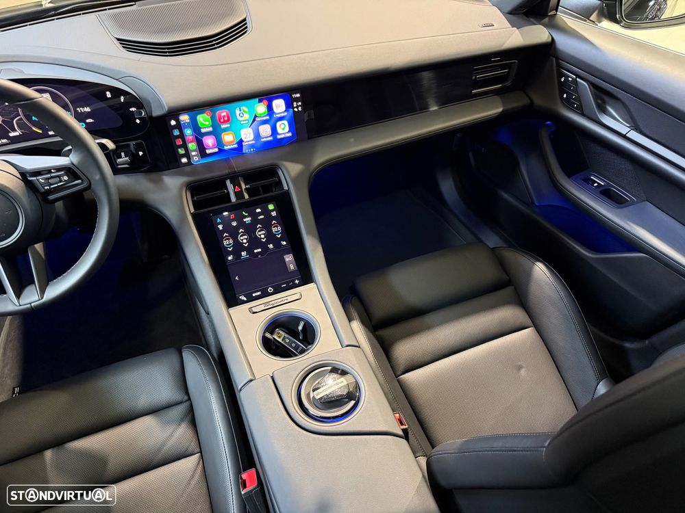 Porsche Taycan Standard - 36