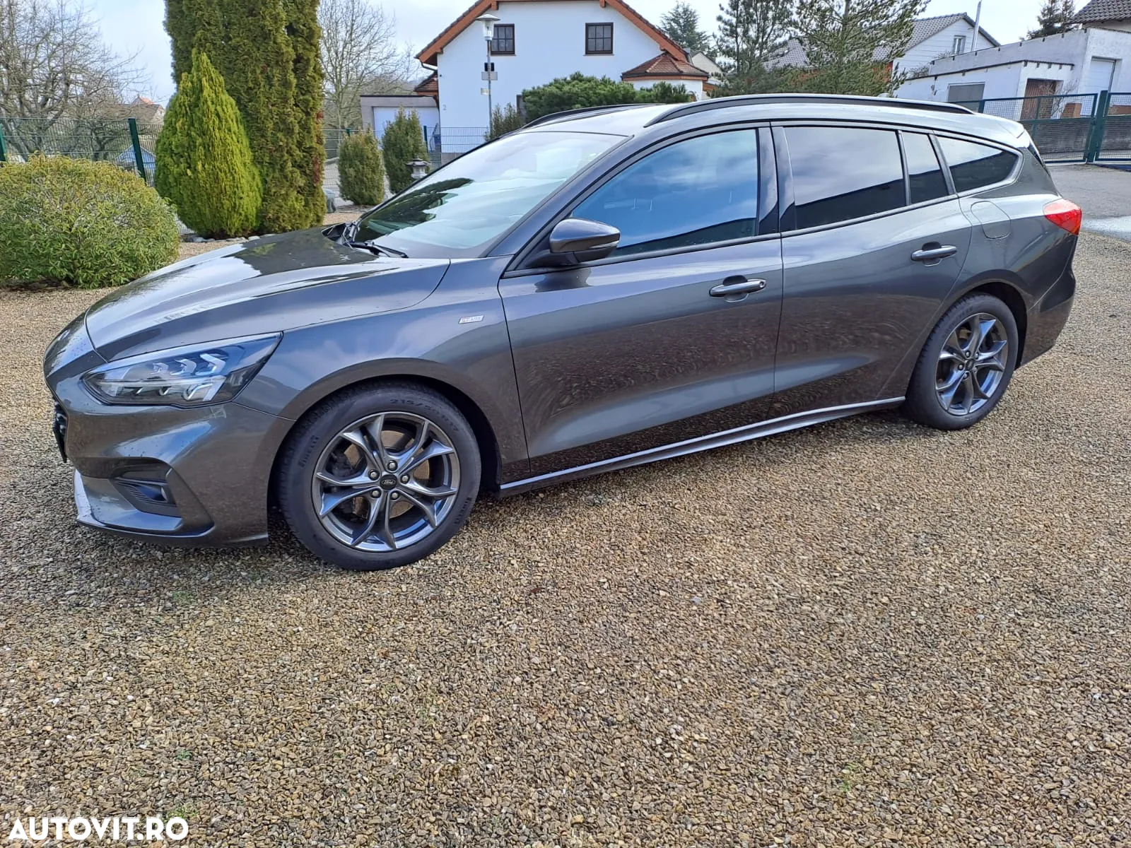 Ford Focus - 11