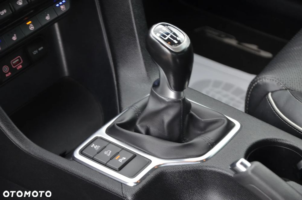 Kia Sportage 2,0 CRDI AWD GT Line - 34