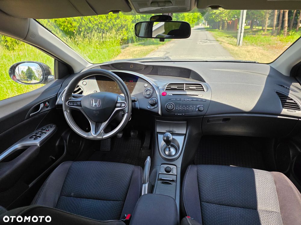 Honda Civic 1.4 Comfort - 17
