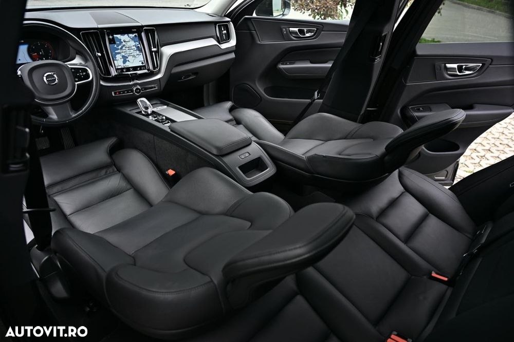 Volvo XC 60 B4 MHEV AT8 AWD Inscription - 23