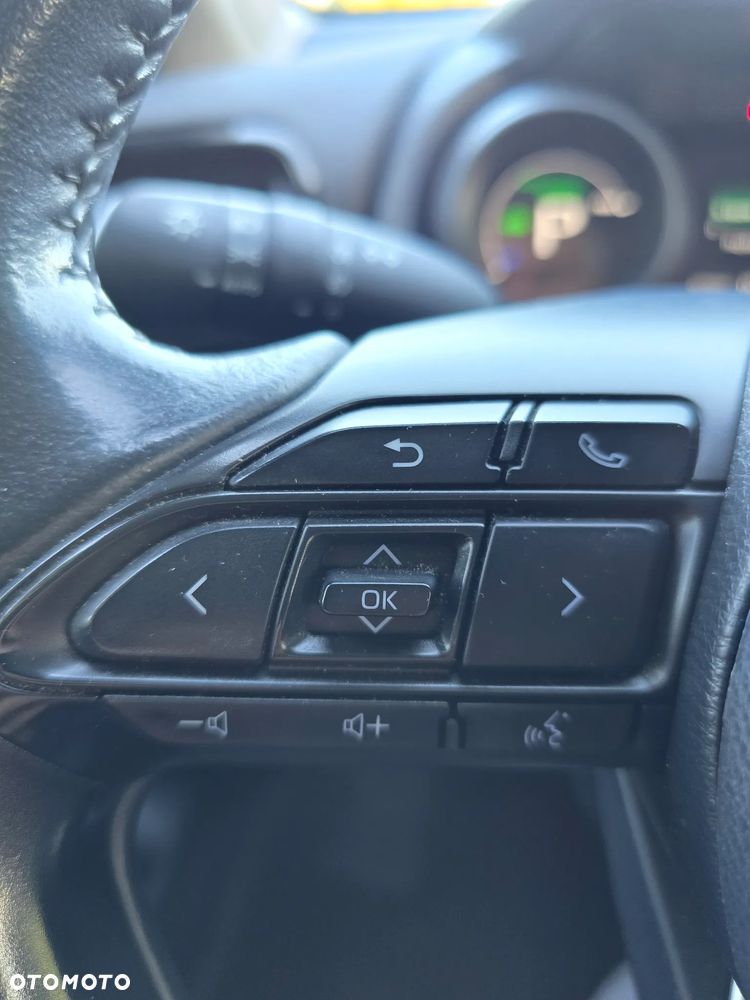 Toyota Yaris Hybrid 1.5 Comfort - 23