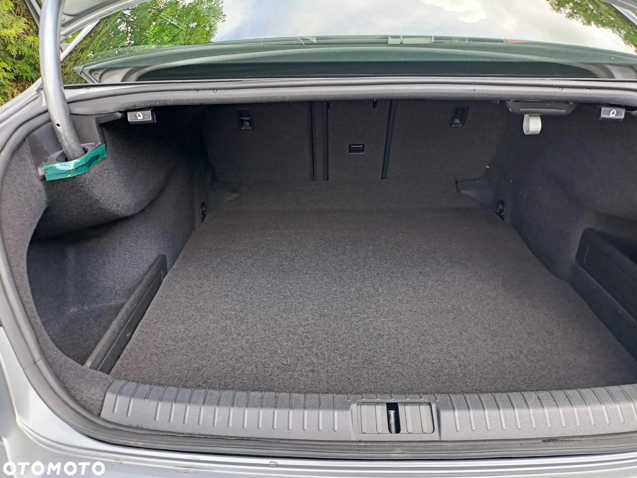 Volkswagen Passat 1.8 TSI BMT Highline - 16