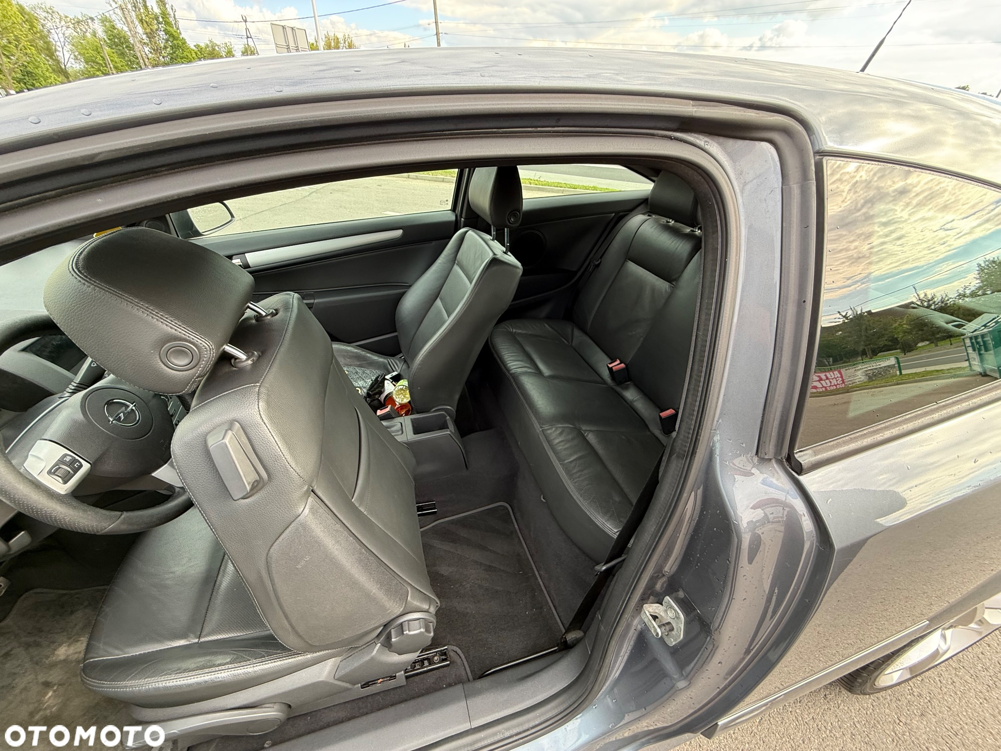 Opel Astra GTC 1.9 CDTI Sport - 8