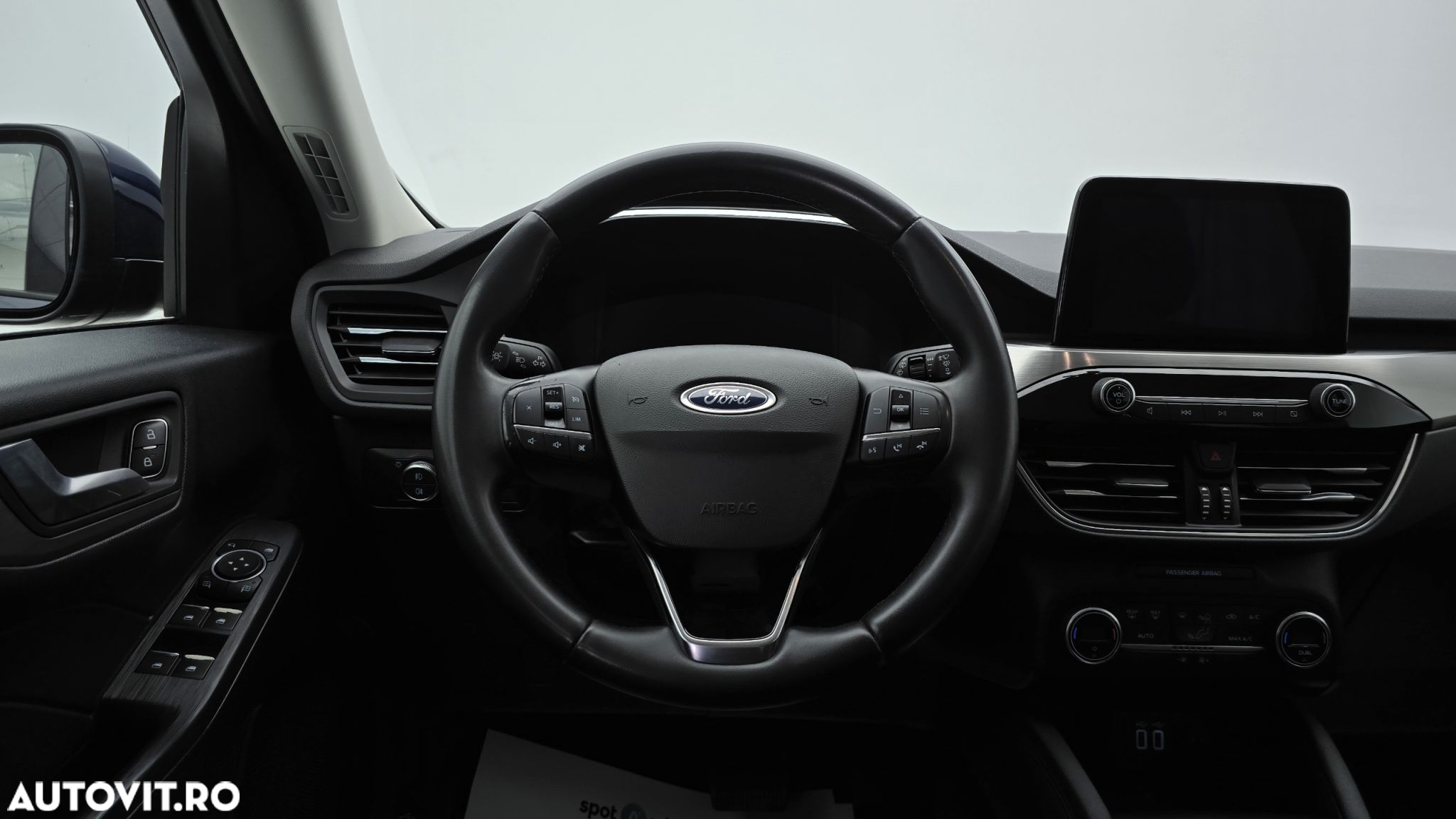 Ford Kuga - 15