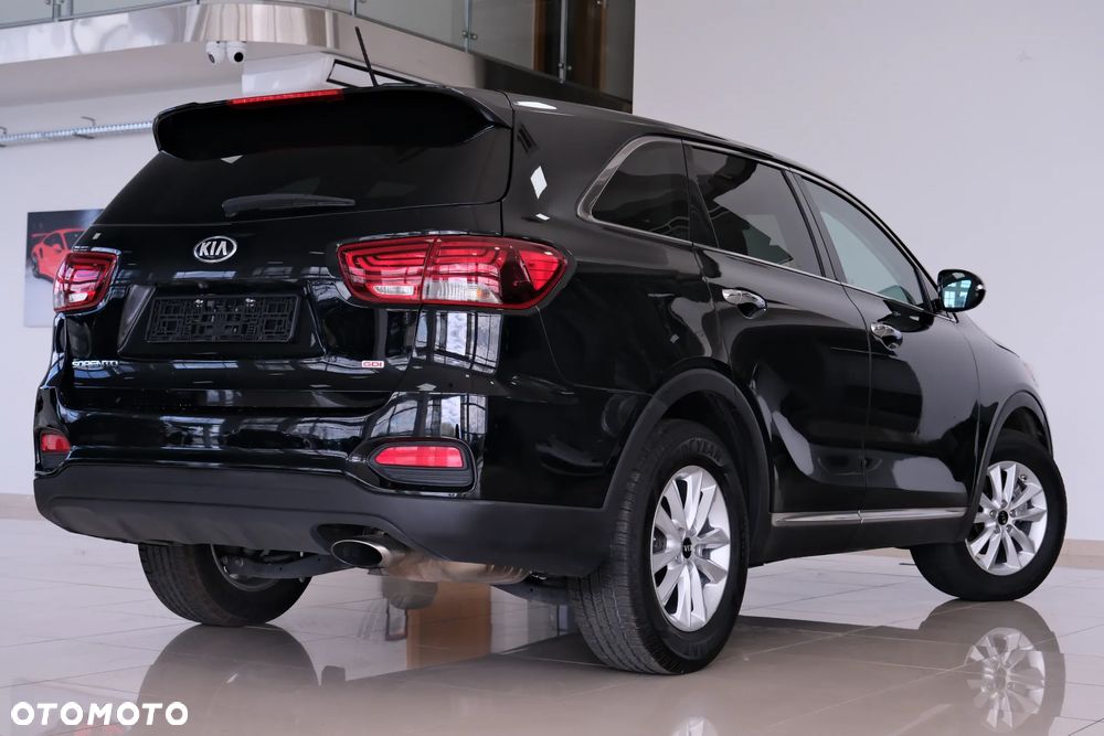 Kia Sorento - 4