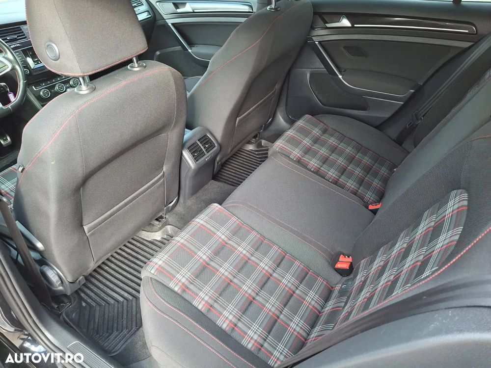 Volkswagen Golf 2.0 TSI BMT DSG GTI Performance - 15