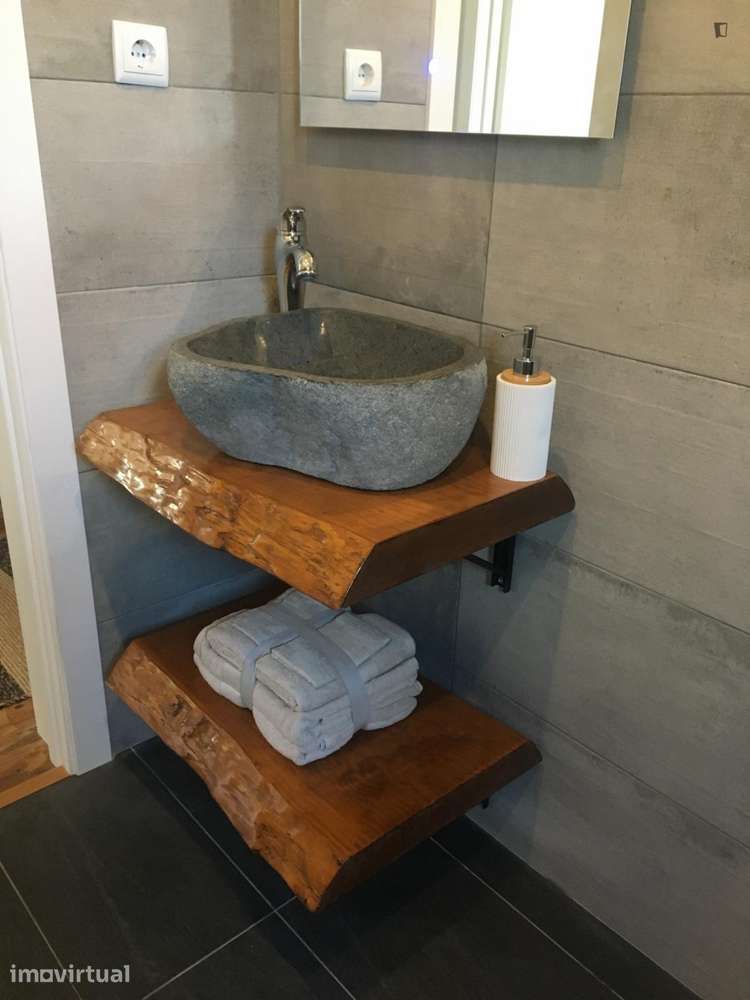 Quarto - localizado em Pontinha Lisbon - Grande imagem: 5/24