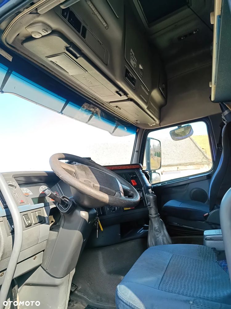 Volvo FH 440 STANDARD MANUAL LODÓWKA KLIMA - 16