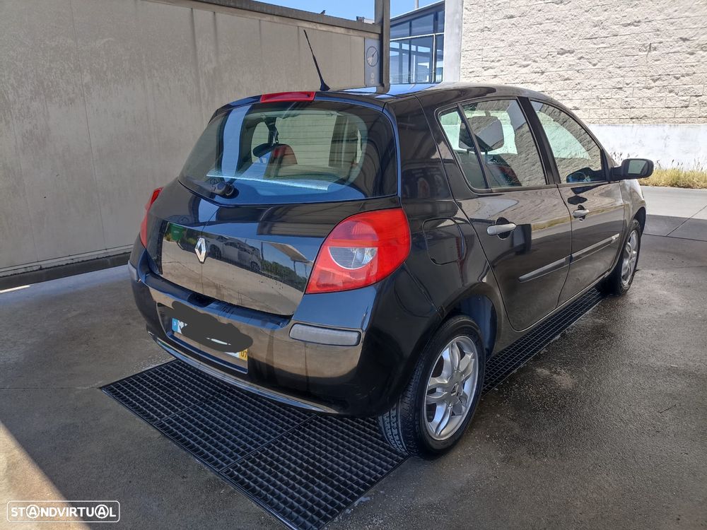 Renault Clio 1.2 16V Rip Curl - 1