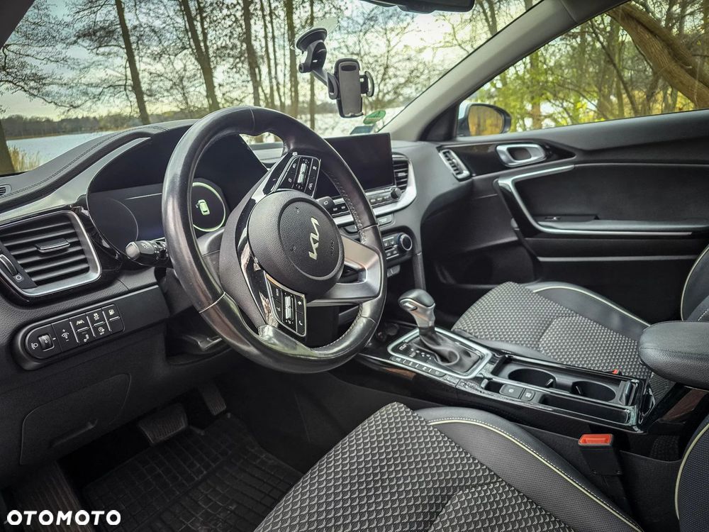 Kia Ceed 1.6 GDI PHEV L Business Line DCT - 3