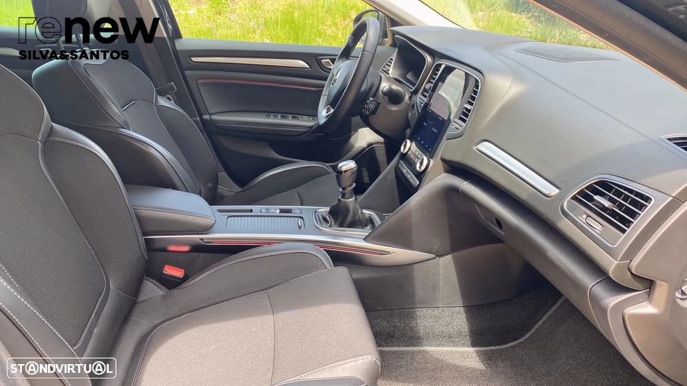 Renault Mégane Sport Tourer 1.5 Blue dCi Techno - 15