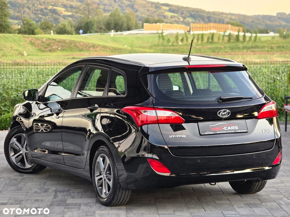 Hyundai i30 Kombi 1.6 GDi DCT Premium - 16