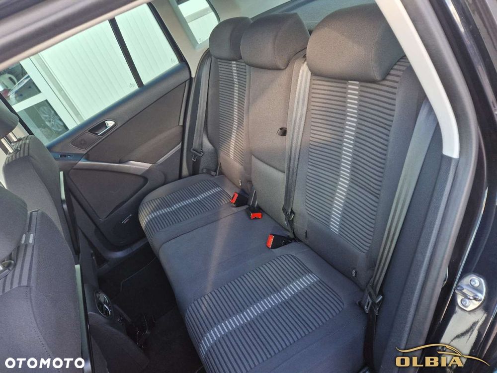 Volkswagen Tiguan - 17