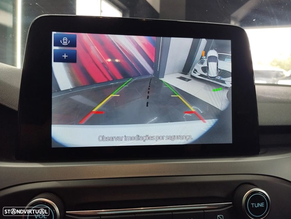Ford Focus 1.0 EcoBoost Connected - 24