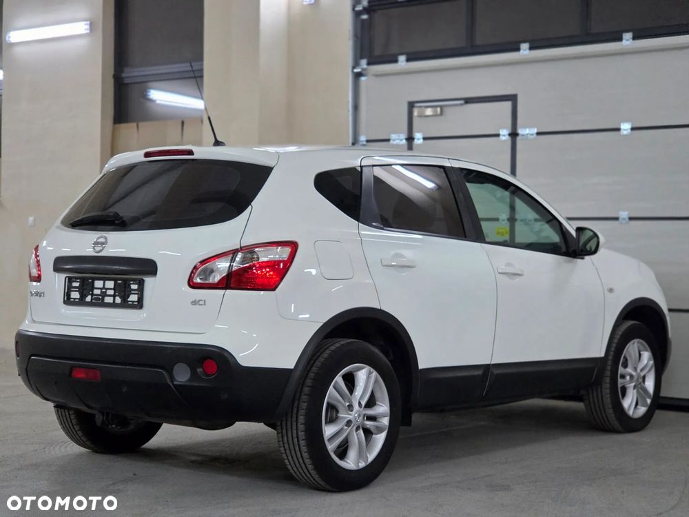 Nissan Qashqai 1.5 dCi DPF acenta - 6