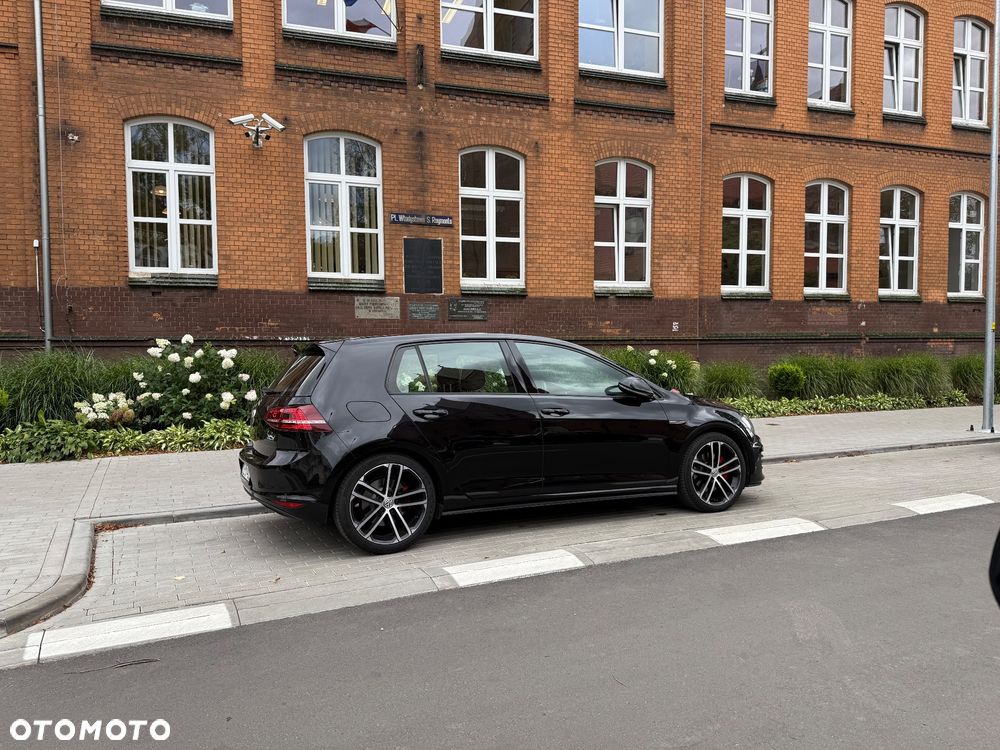 Volkswagen Golf VII 2.0 TDI BMT GTD - 34