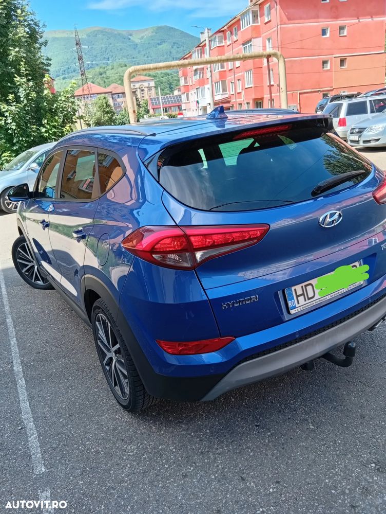 Hyundai Tucson blue 2.0 CRDi 4WD Aut. Premium - 3