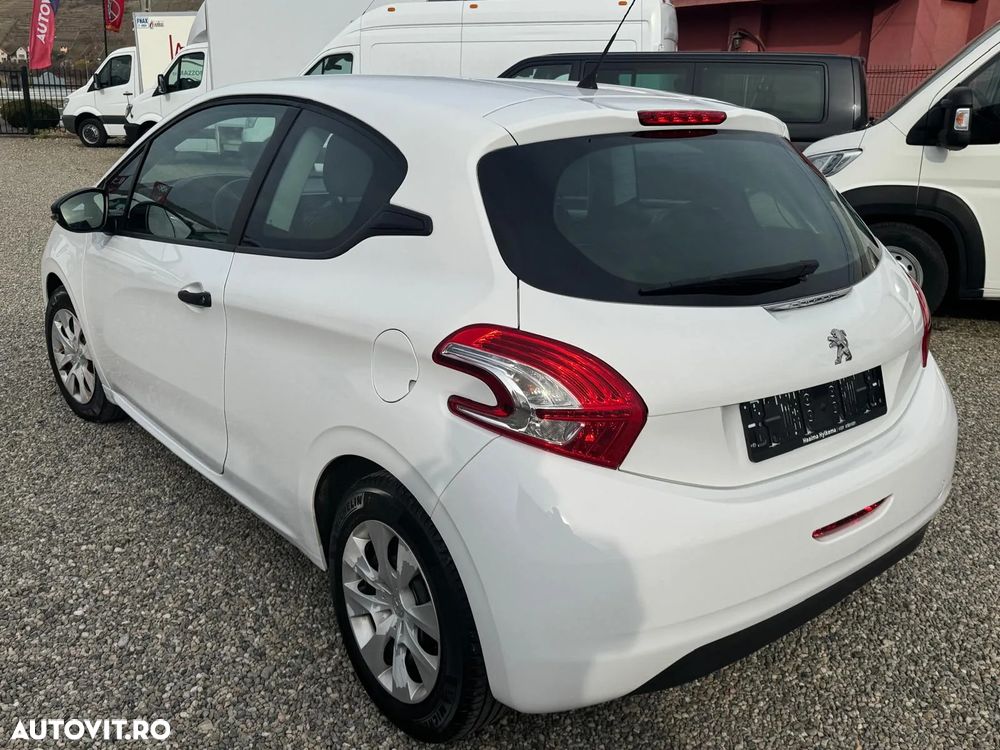 Peugeot 208 1.0 E Active - 3