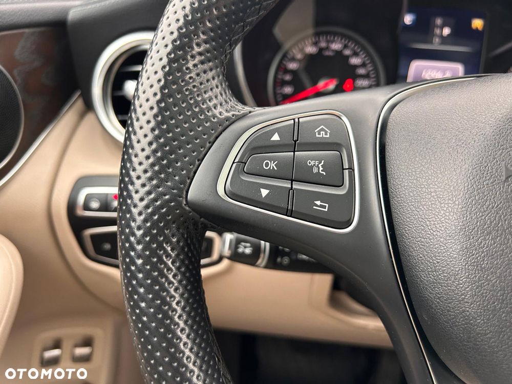 Mercedes-Benz GLC 220 d 4Matic 9G-TRONIC - 30