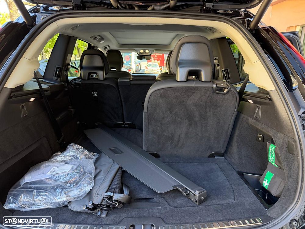 Volvo XC 90 T8 AWD Ultra Black Edition - 35